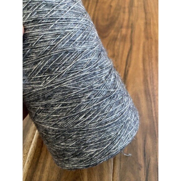 Soft Cone Yarn Grey Mix 310g 11oz #140 - Picture 2 of 4